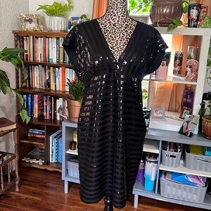 Sparkly Black Dresses bring out the best in everyone.